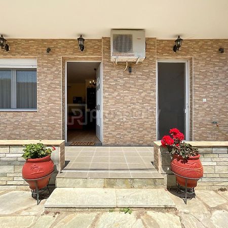 Private Paradise In Nikiti Экстерьер фото