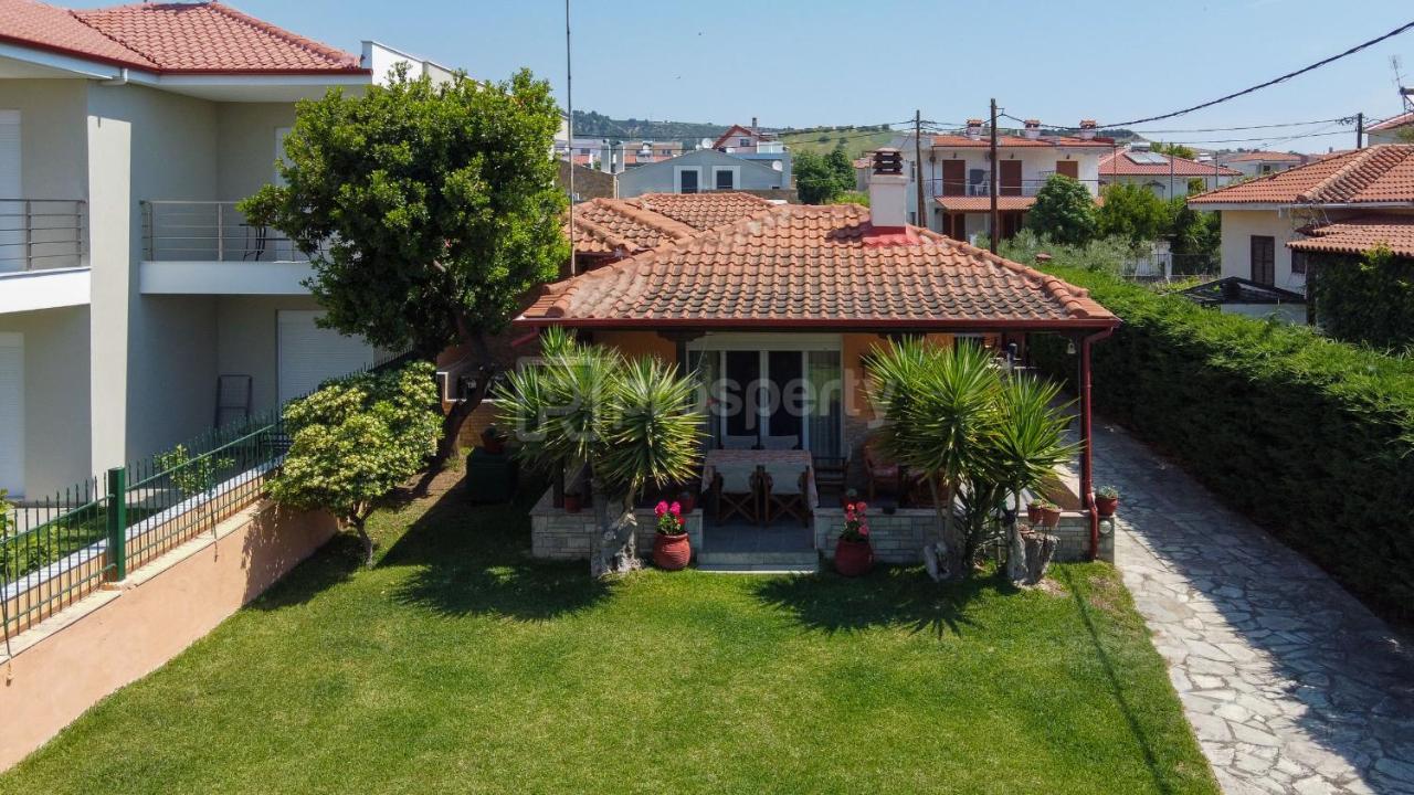 Private Paradise In Nikiti Экстерьер фото